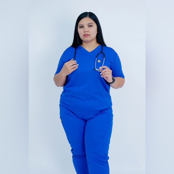 EXTRA LARGE Size Top and Jogger Scrub Set - Picture 4 of 12